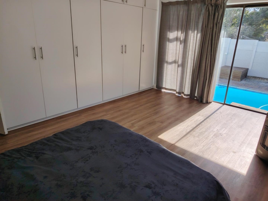 To Let 4 Bedroom Property for Rent in Stellenberg Western Cape